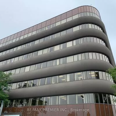 690, Dorval, 1014 - QE Queen Elizabeth, Oakville
