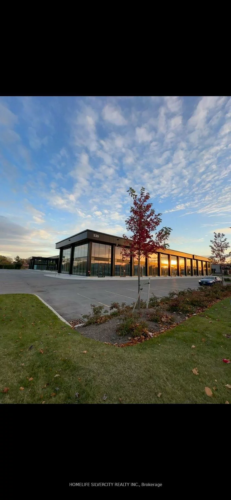 530, Speers, 1014 - QE Queen Elizabeth, Oakville