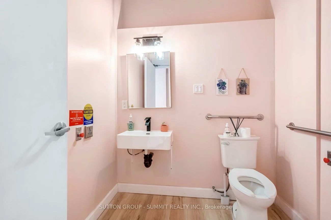 128, Burnhamthrope, 1008 - GO Glenorchy, Oakville