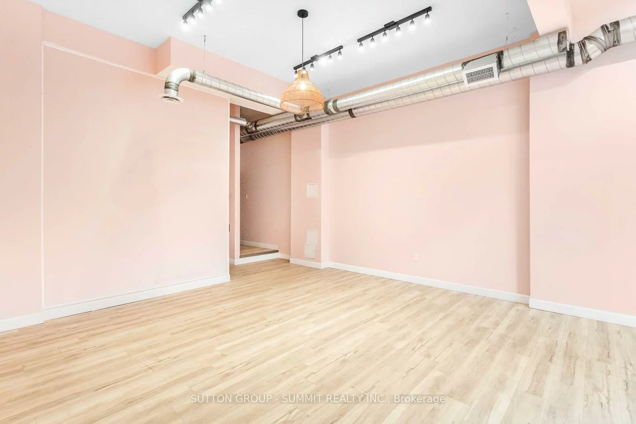 128, Burnhamthrope, 1008 - GO Glenorchy, Oakville