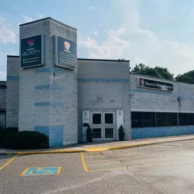 232, South Service, 1014 - QE Queen Elizabeth, Oakville