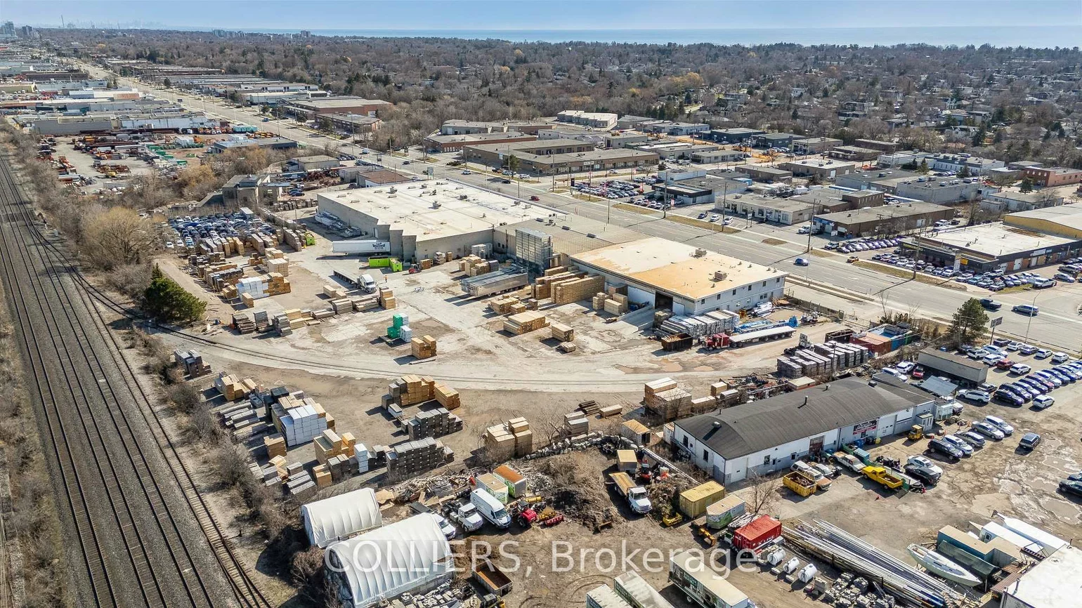 1485, Speers, 1014 - QE Queen Elizabeth, Oakville