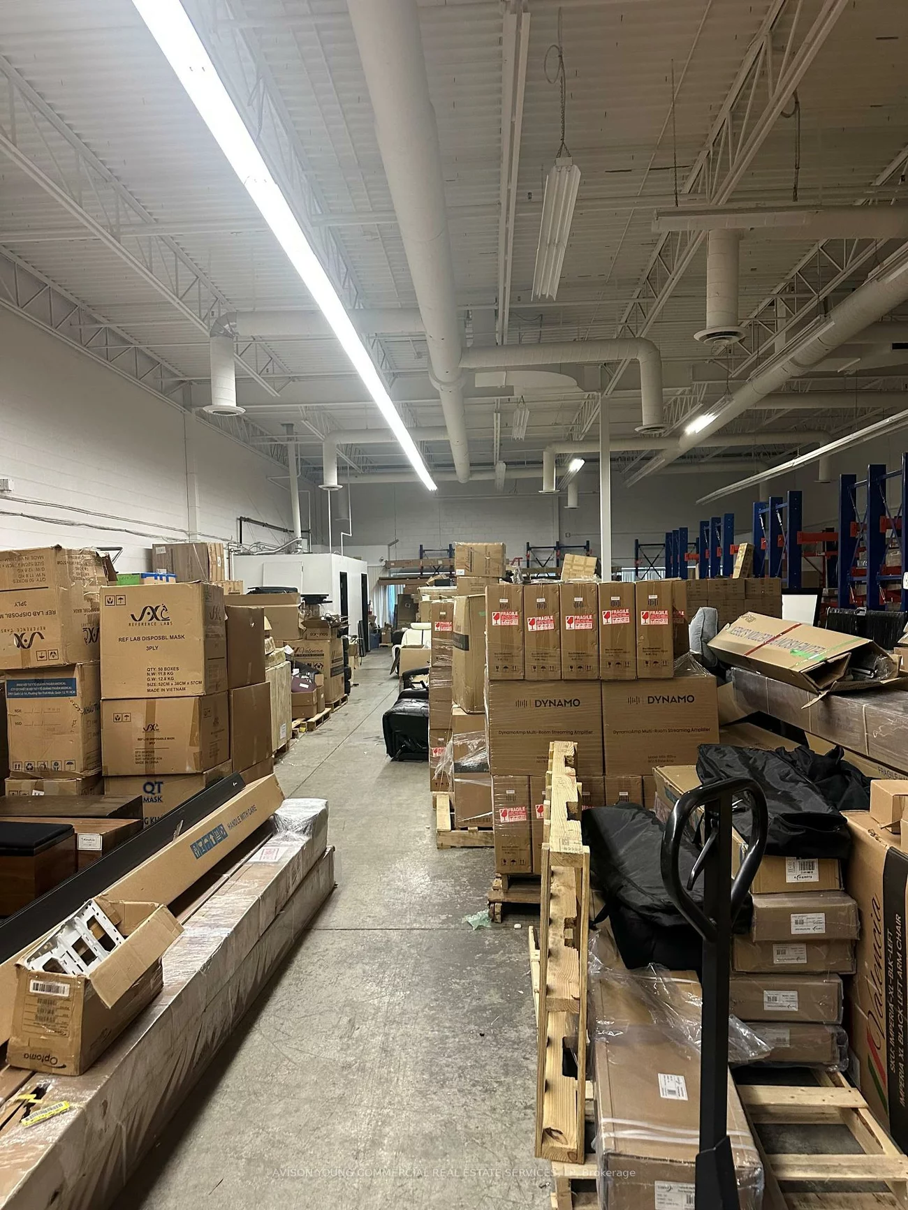 1193, North Service, 1014 - QE Queen Elizabeth, Oakville