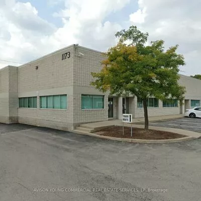 1173, North Service, 1014 - QE Queen Elizabeth, Oakville