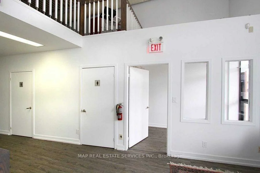 775, Pacific, 1014 - QE Queen Elizabeth, Oakville