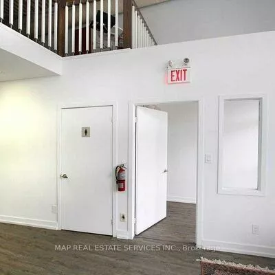 775, Pacific, 1014 - QE Queen Elizabeth, Oakville