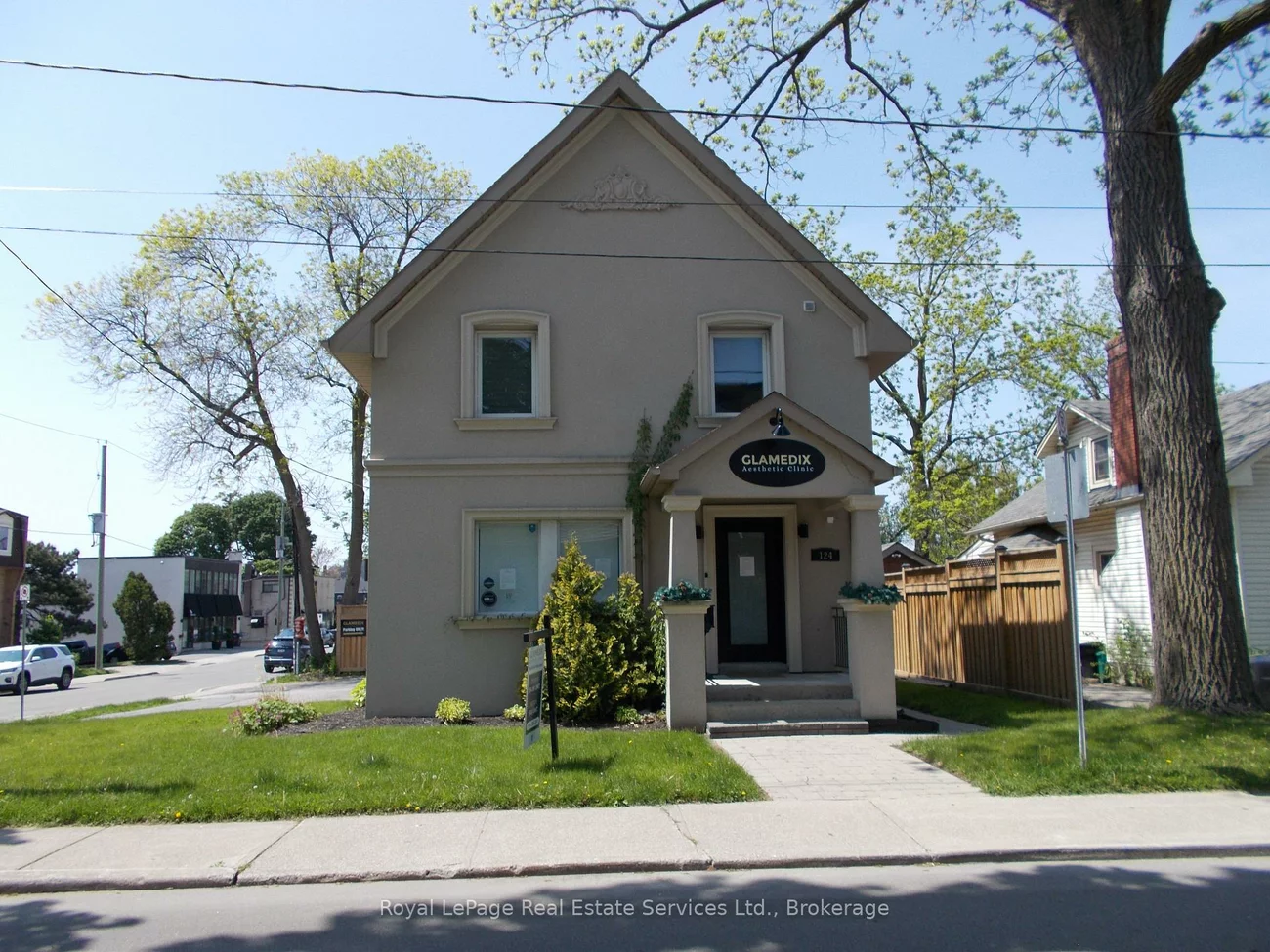 124, WILSON, 1002 - CO Central, Oakville