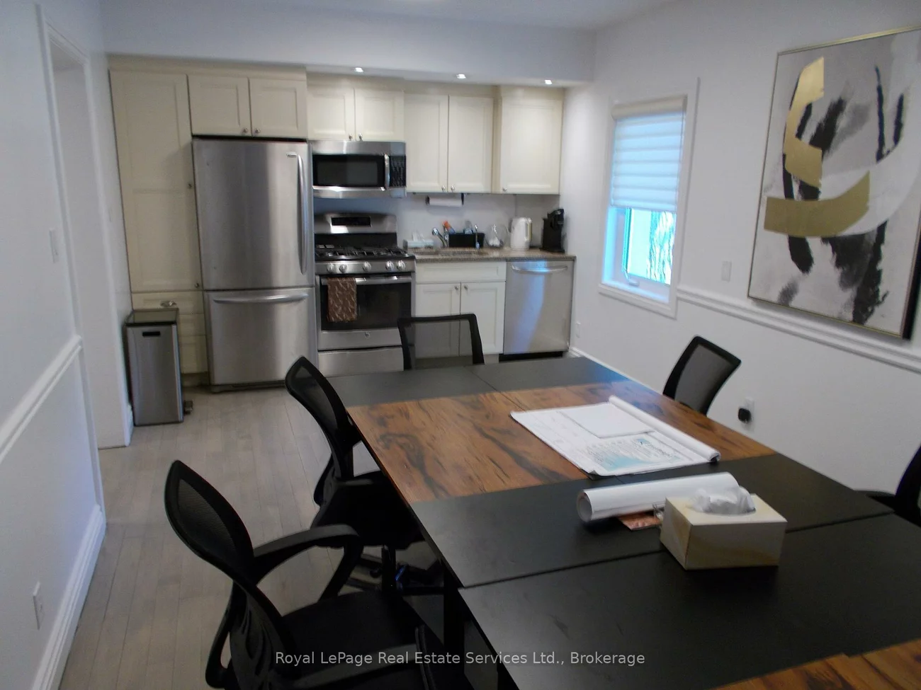 124, WILSON, 1002 - CO Central, Oakville