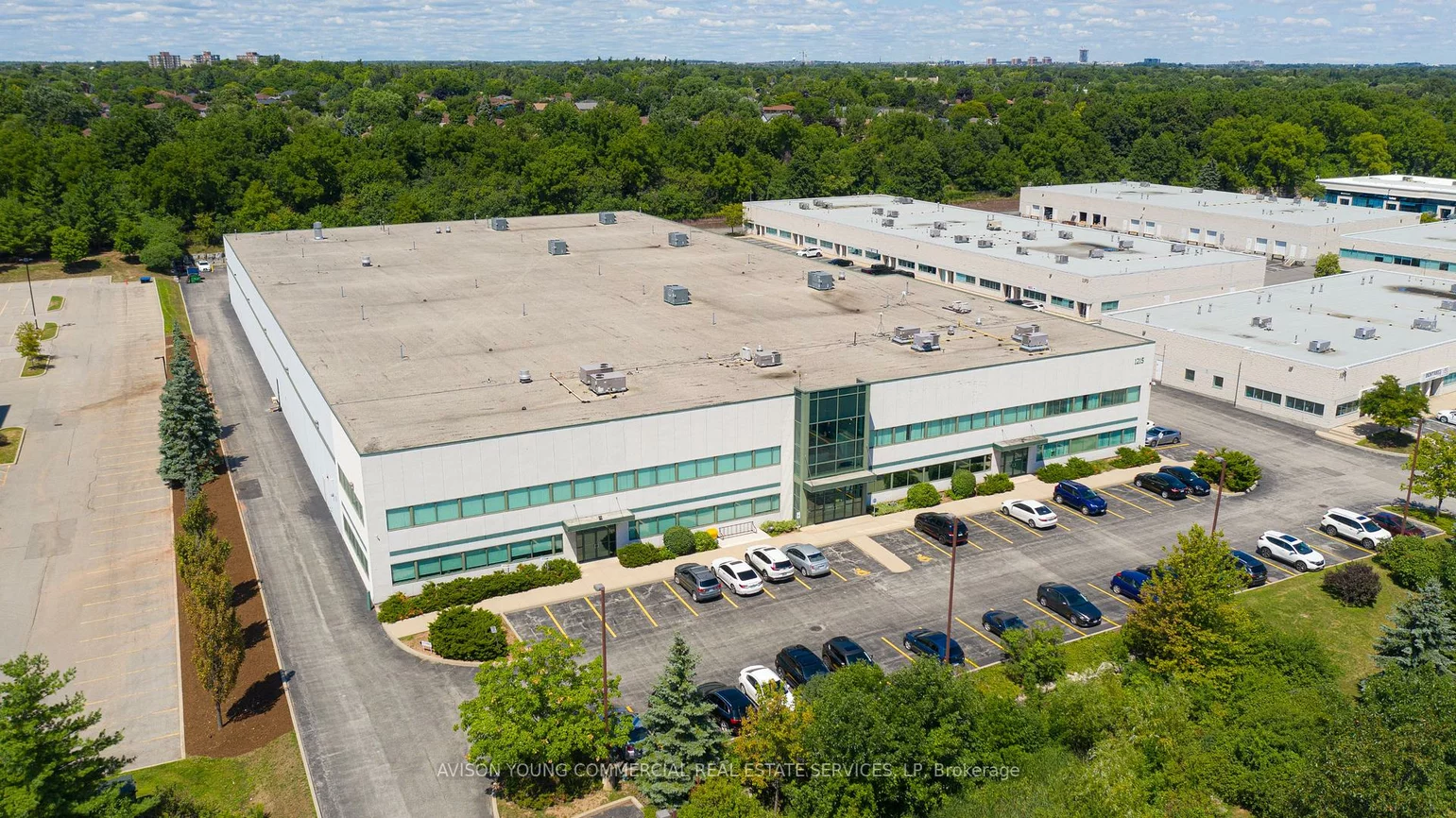 1215, North Service, 1007 - GA Glen Abbey, Oakville
