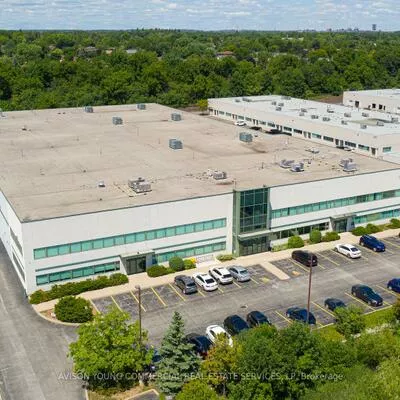 1215, North Service, 1007 - GA Glen Abbey, Oakville
