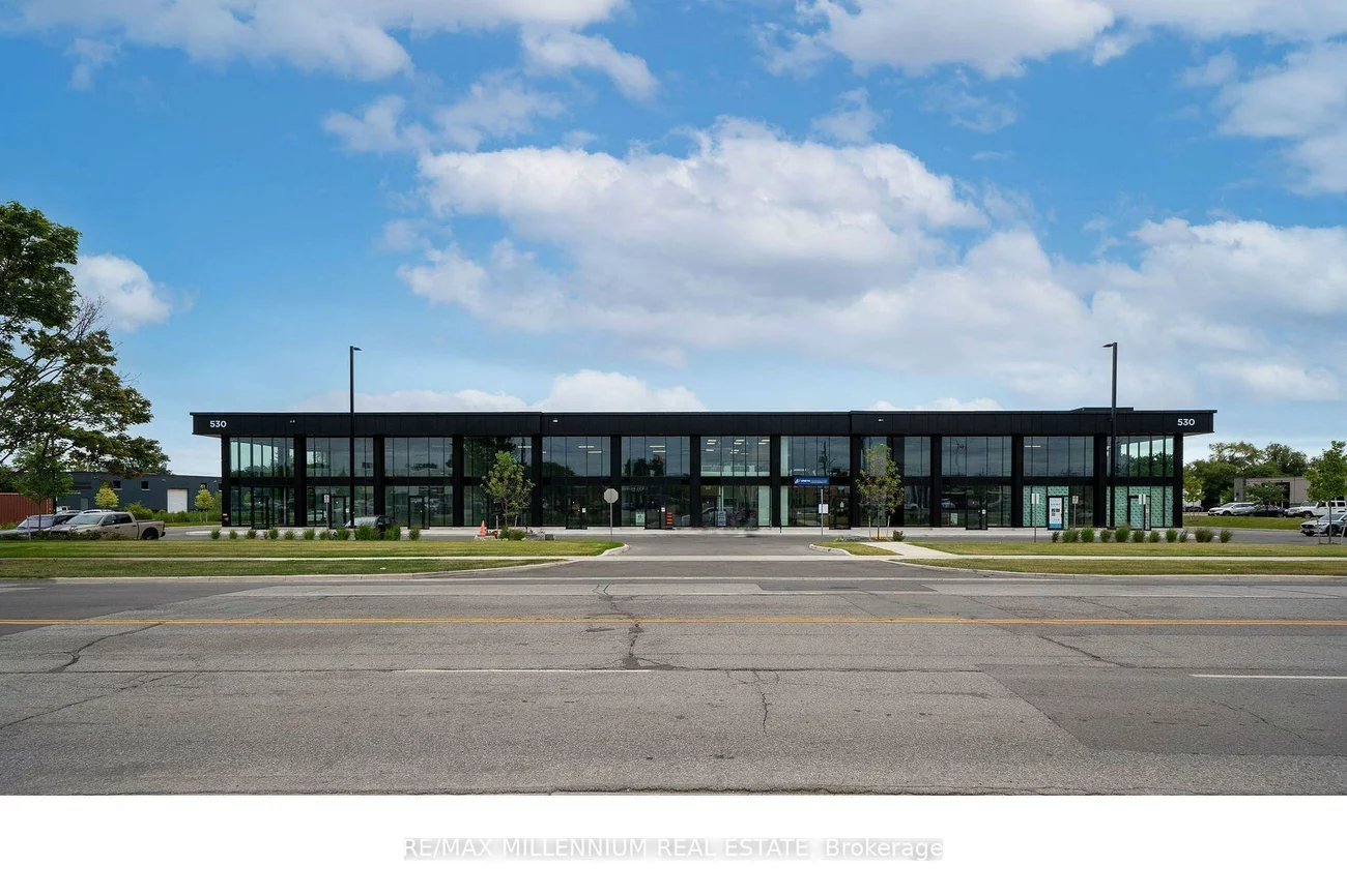 530, Speers, 1014 - QE Queen Elizabeth, Oakville