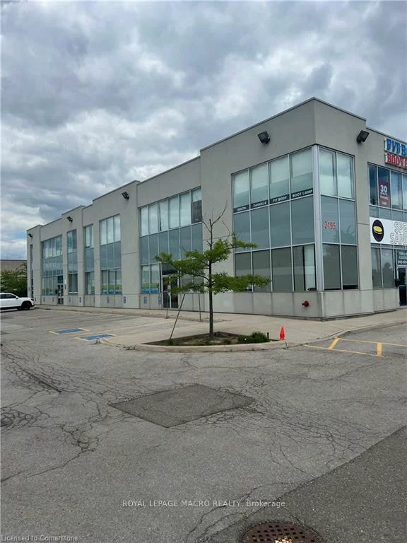 2195, Wyecroft, 1014 - QE Queen Elizabeth, Oakville