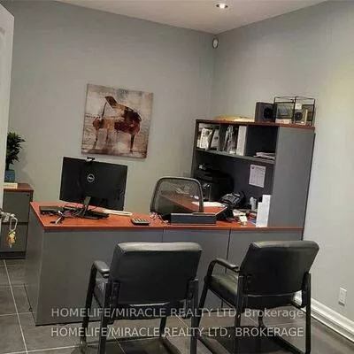 2400, Wyecroft, 1014 - QE Queen Elizabeth, Oakville