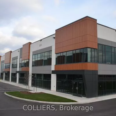 3313, Superior, 1014 - QE Queen Elizabeth, Oakville