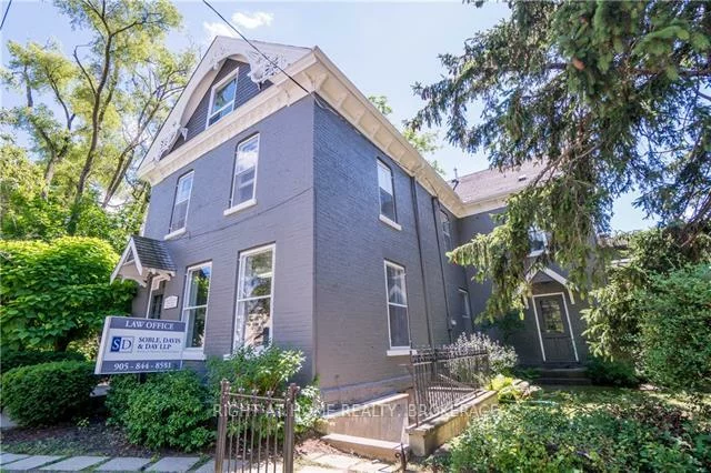 164, Trafalgar, 1013 - OO Old Oakville, Oakville
