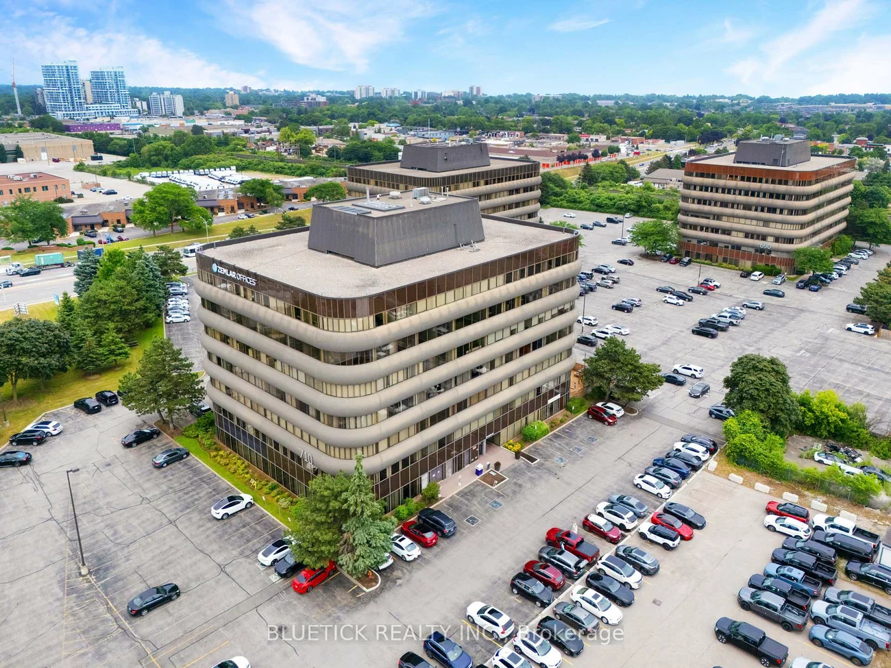 710, Dorval, 1014 - QE Queen Elizabeth, Oakville