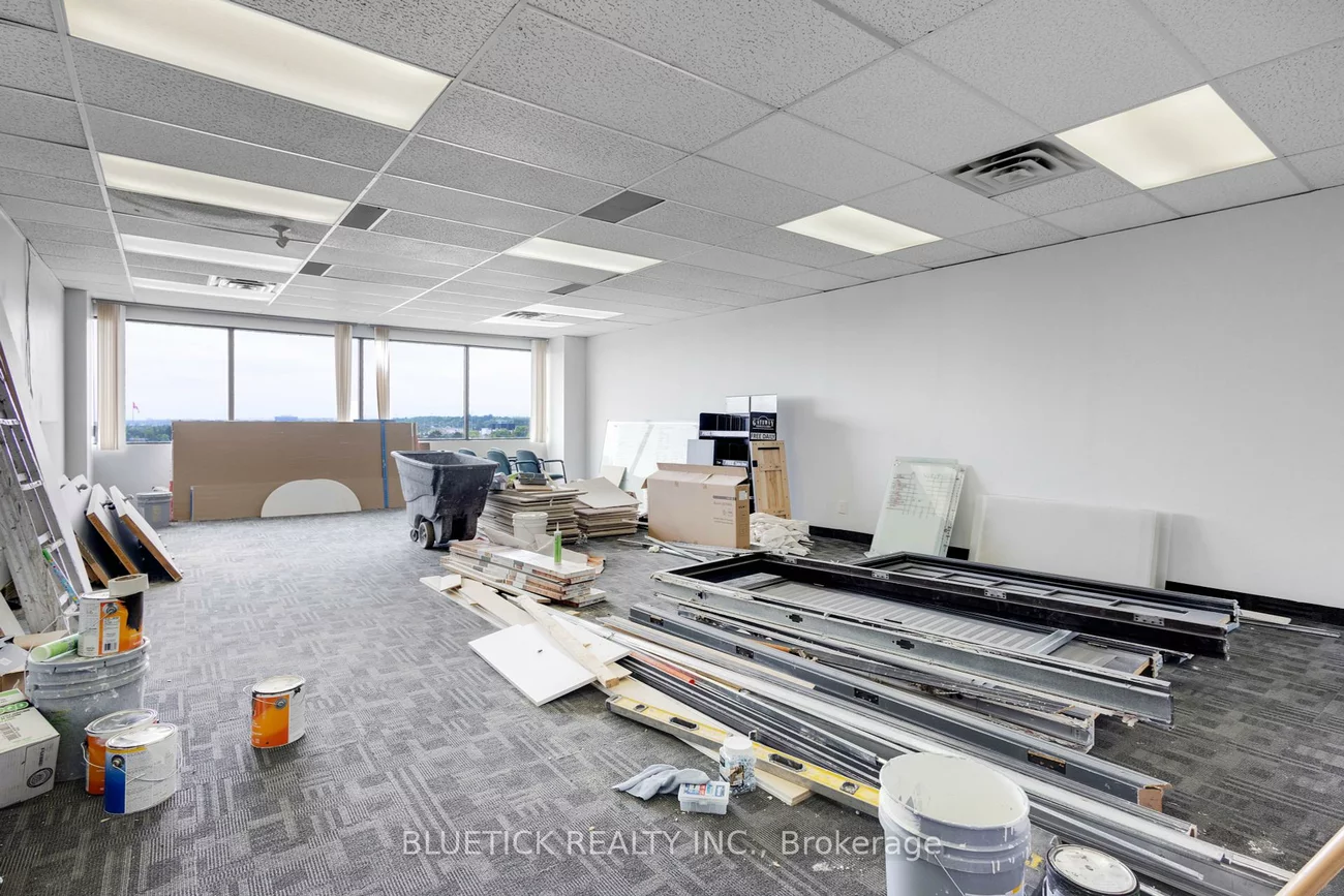 710, Dorval, 1014 - QE Queen Elizabeth, Oakville