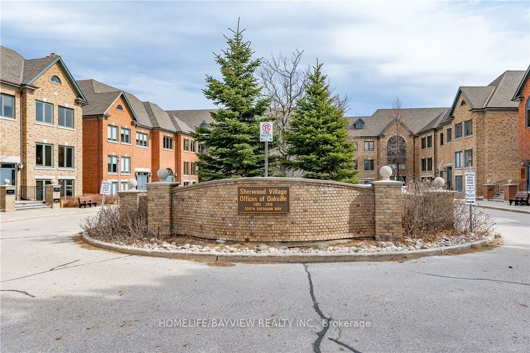2898, South Sheridan, 1021 - WP Winston Park, Oakville