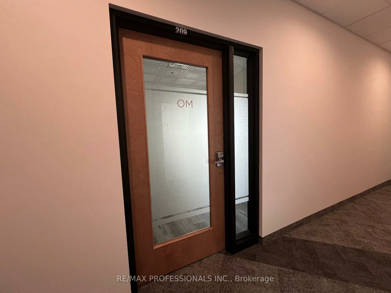 3495, Rebecca, 1014 - QE Queen Elizabeth, Oakville
