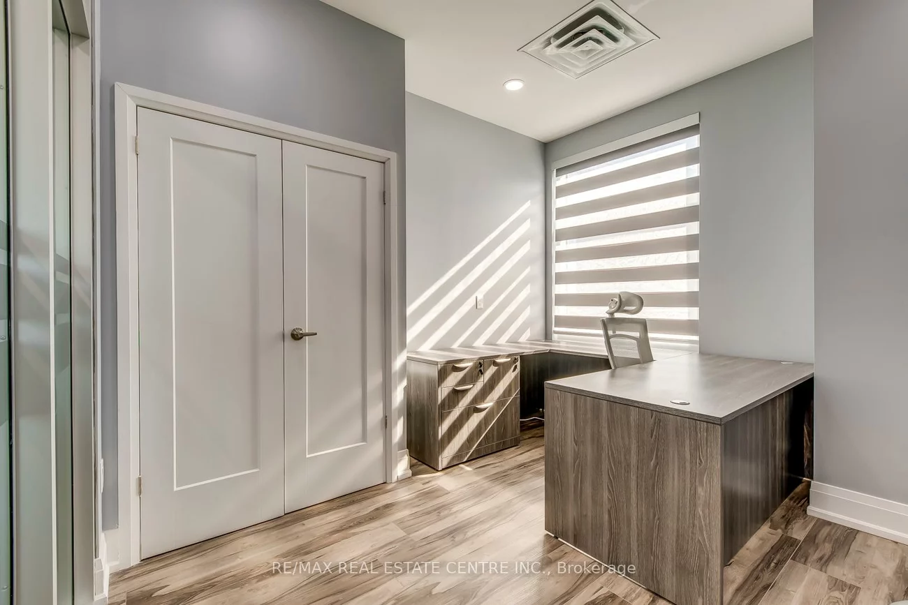 3475, Rebecca, 1014 - QE Queen Elizabeth, Oakville