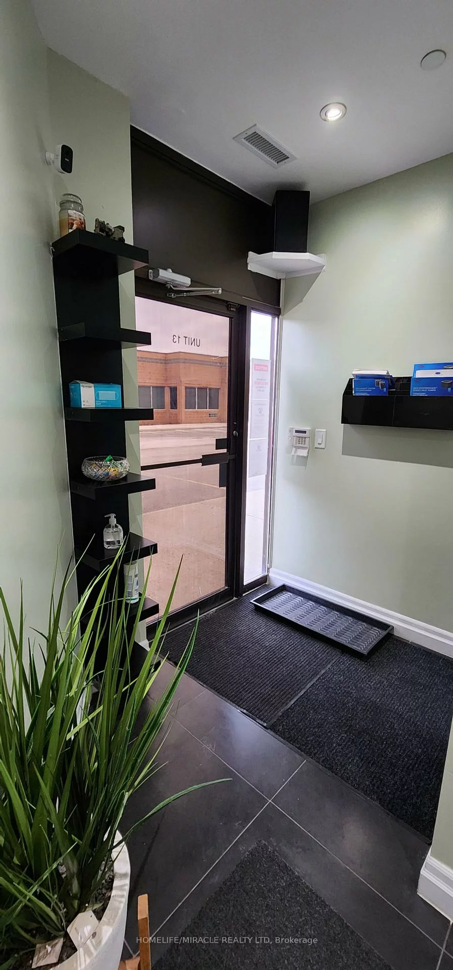 2400, Wyecroft, 1014 - QE Queen Elizabeth, Oakville