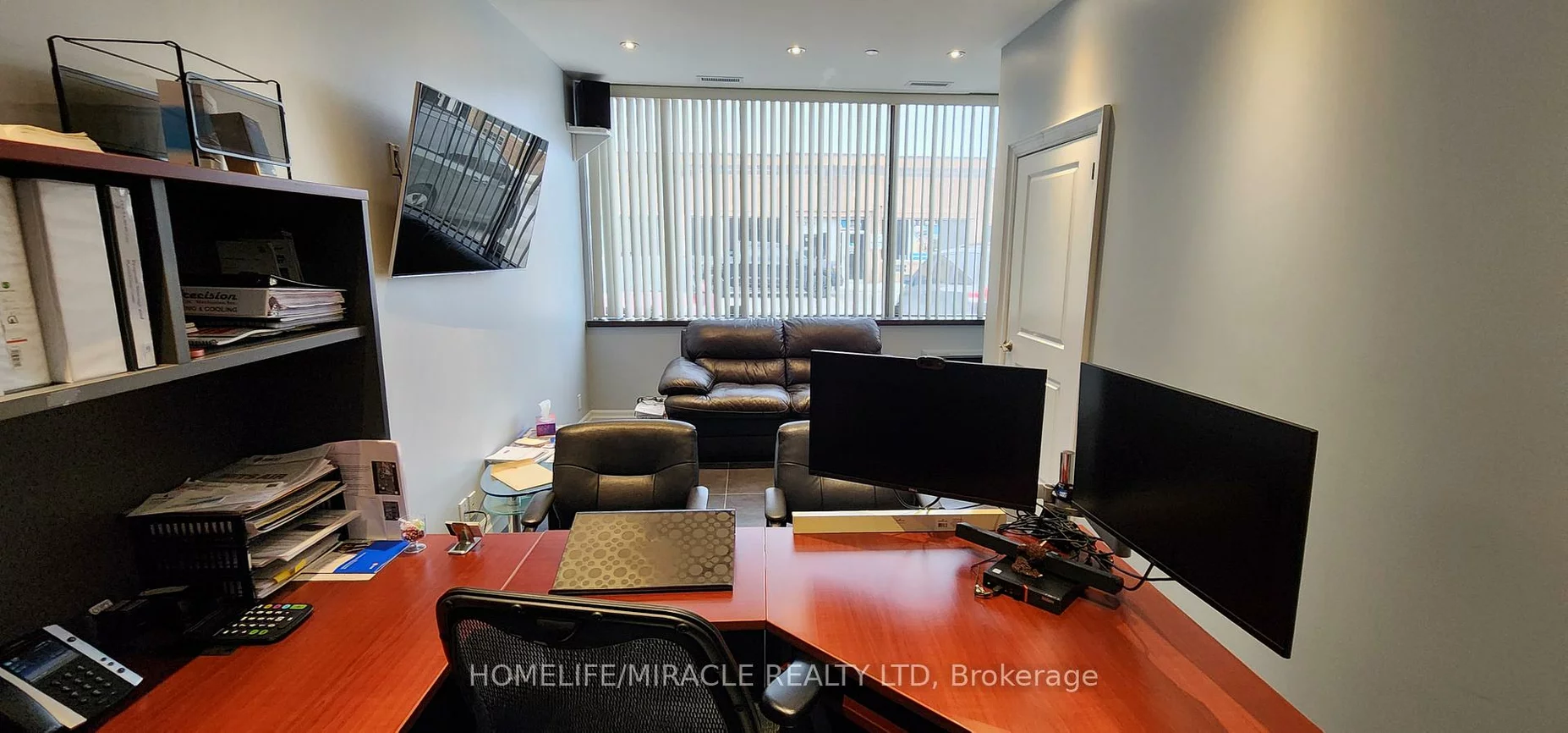 2400, Wyecroft, 1014 - QE Queen Elizabeth, Oakville