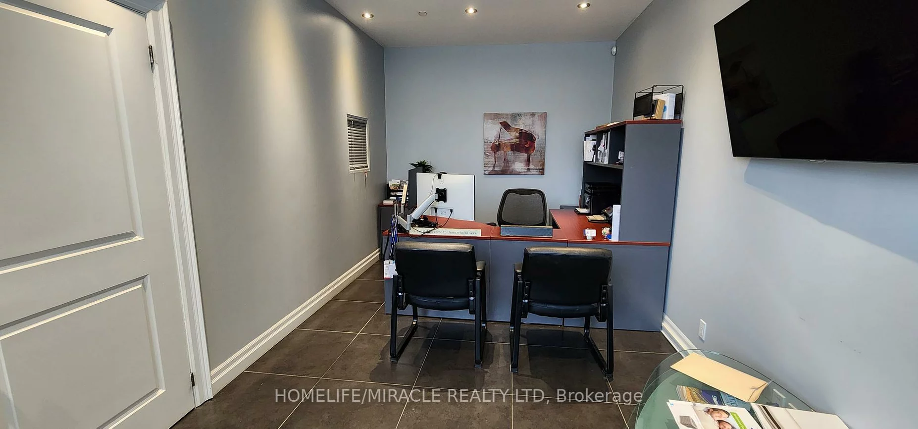 2400, Wyecroft, 1014 - QE Queen Elizabeth, Oakville