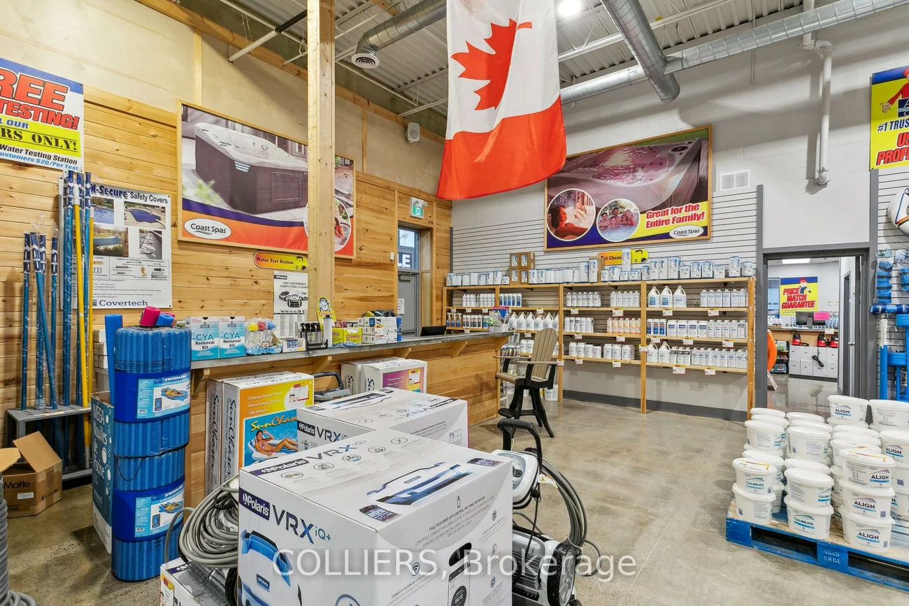 1346, Speers, 1014 - QE Queen Elizabeth, Oakville