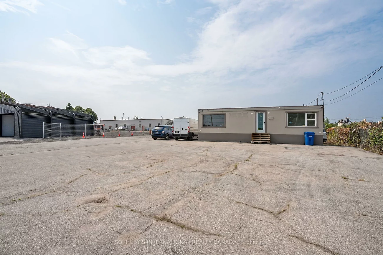 1505, Speers, 1017 - SW Southwest, Oakville