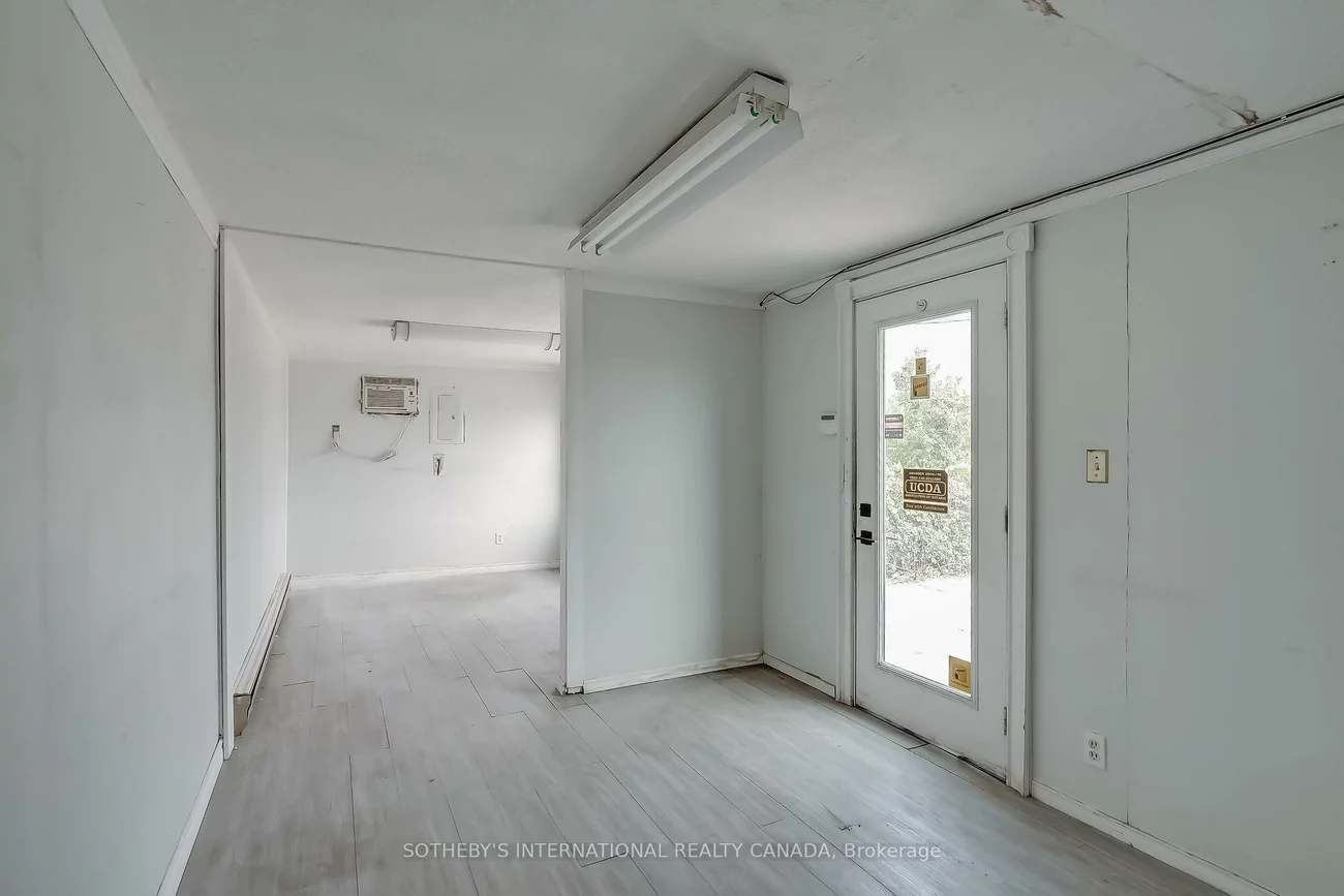 1505, Speers, 1017 - SW Southwest, Oakville
