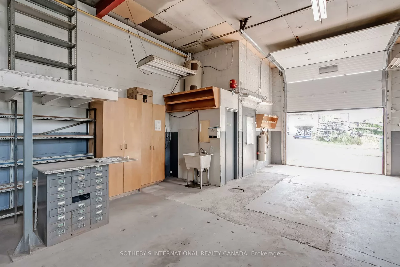 1505, Speers, 1017 - SW Southwest, Oakville