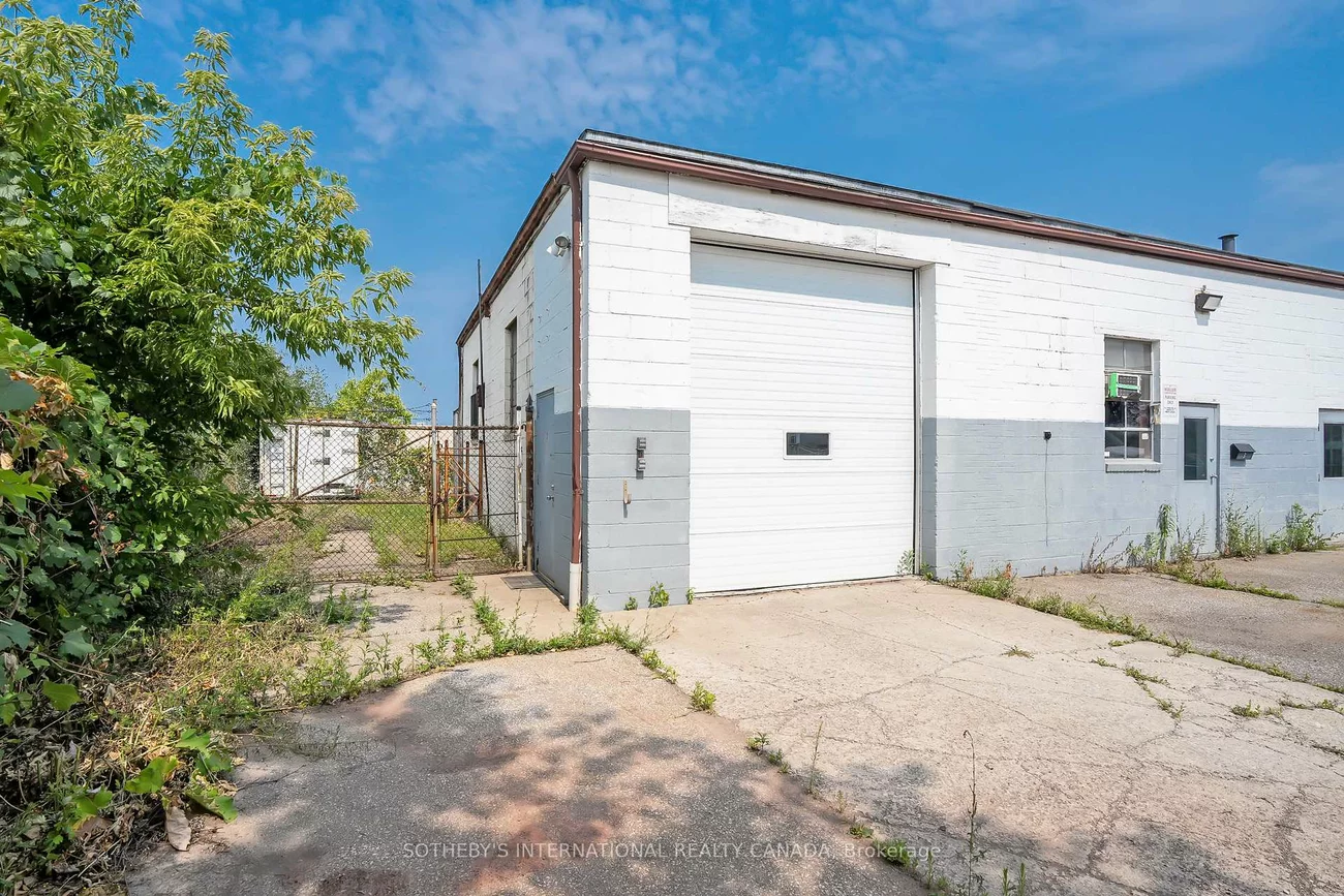 1505, Speers, 1017 - SW Southwest, Oakville