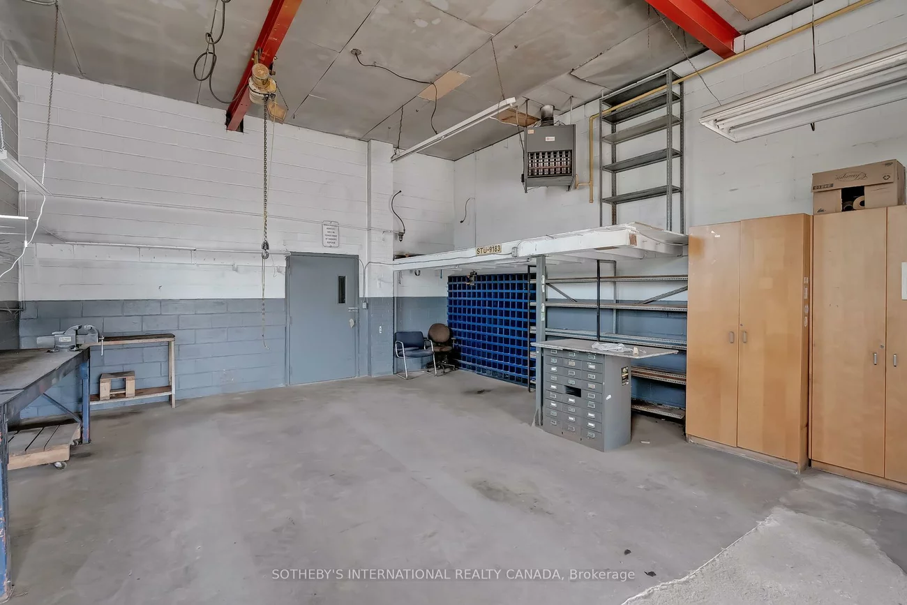 1505, Speers, 1017 - SW Southwest, Oakville