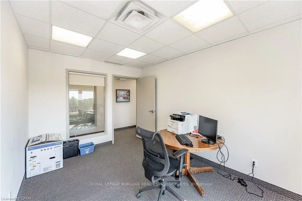2904, South Sheridan, 1021 - WP Winston Park, Oakville