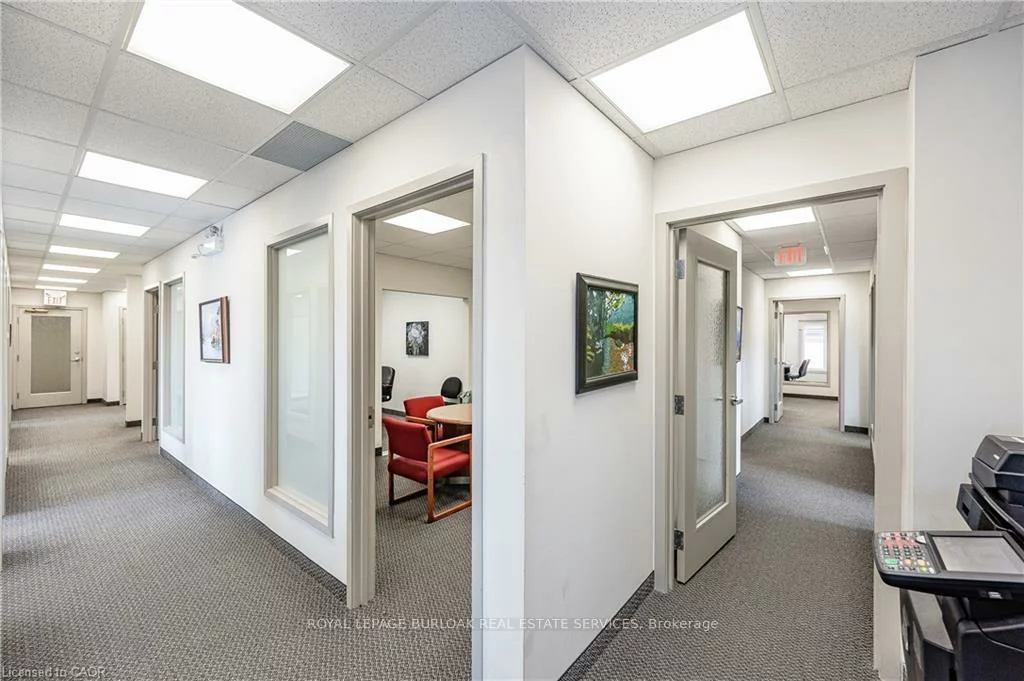 2904, South Sheridan, 1021 - WP Winston Park, Oakville