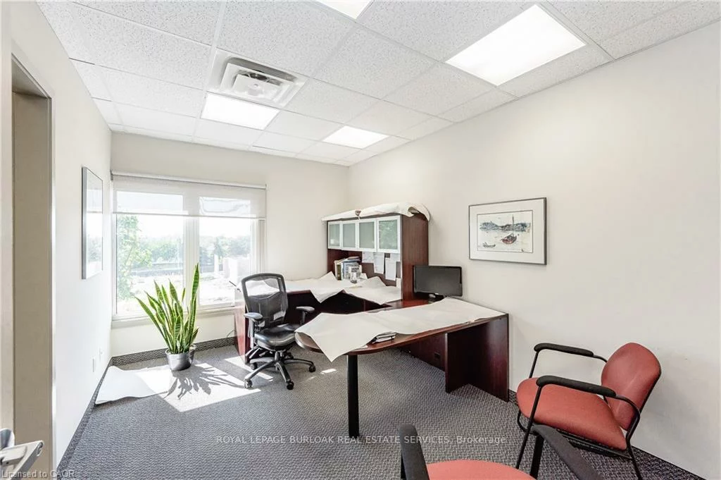 2904, South Sheridan, 1021 - WP Winston Park, Oakville