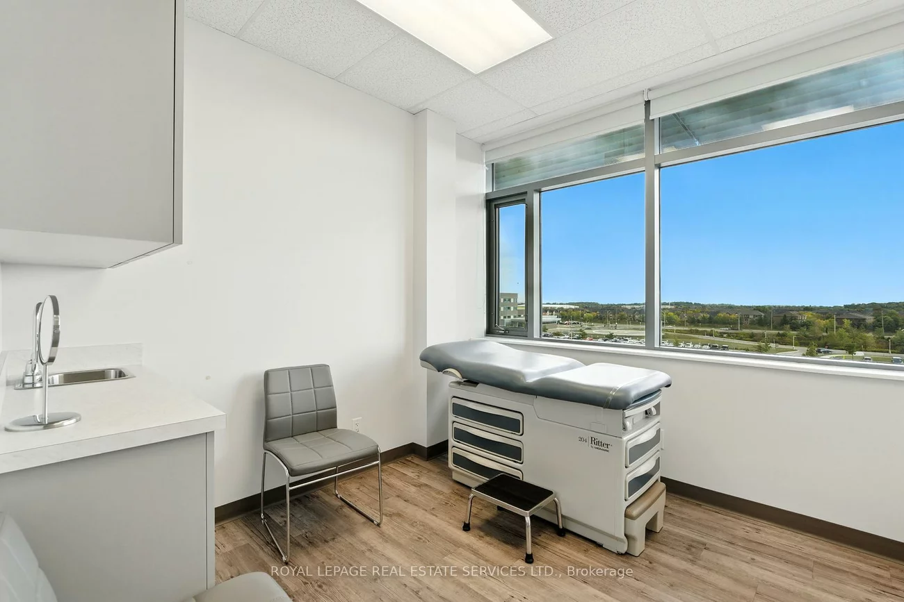 3075, Hospital, 1012 - NW Northwest, Oakville