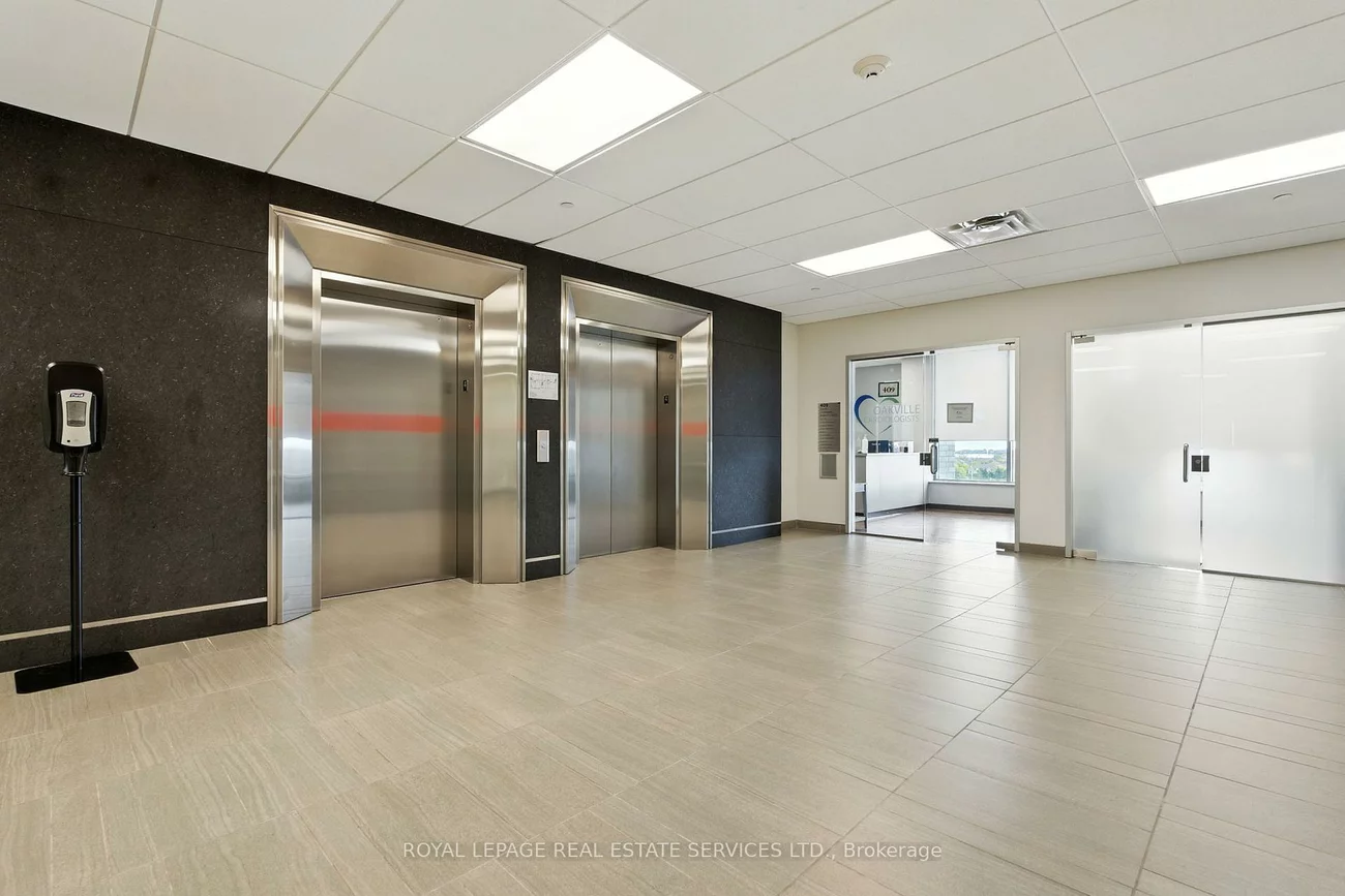 3075, Hospital, 1012 - NW Northwest, Oakville