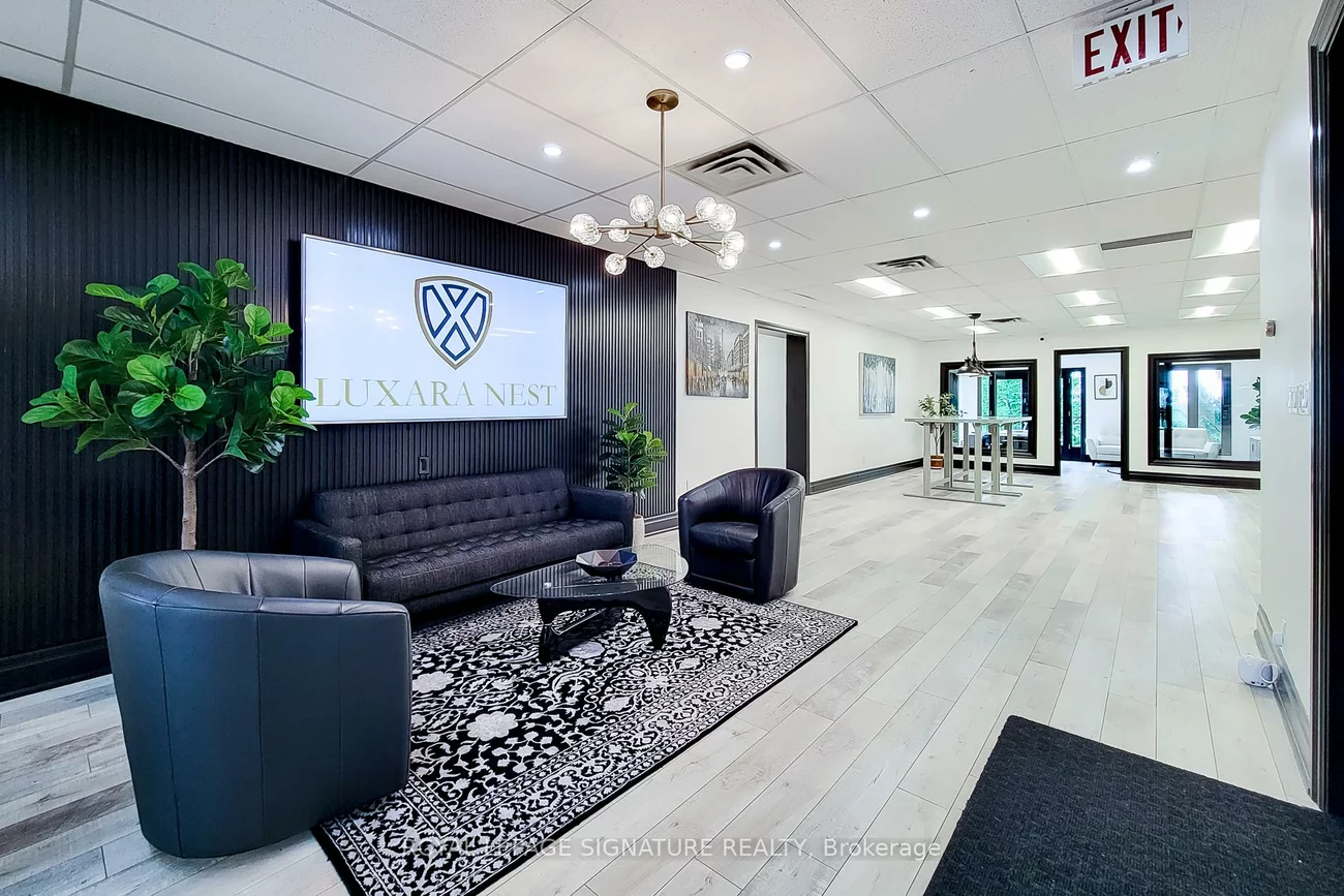 414, North Service, 1014 - QE Queen Elizabeth, Oakville