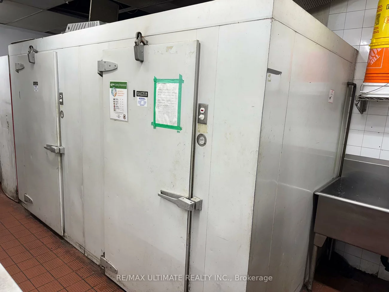 266, Lakeshore, 1013 - OO Old Oakville, Oakville