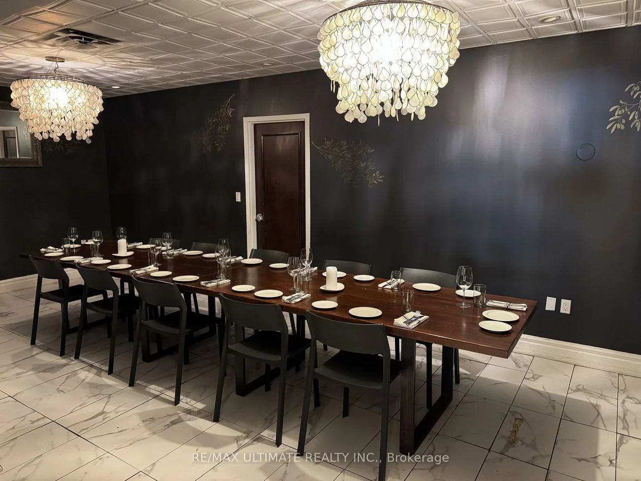 266, Lakeshore, 1013 - OO Old Oakville, Oakville