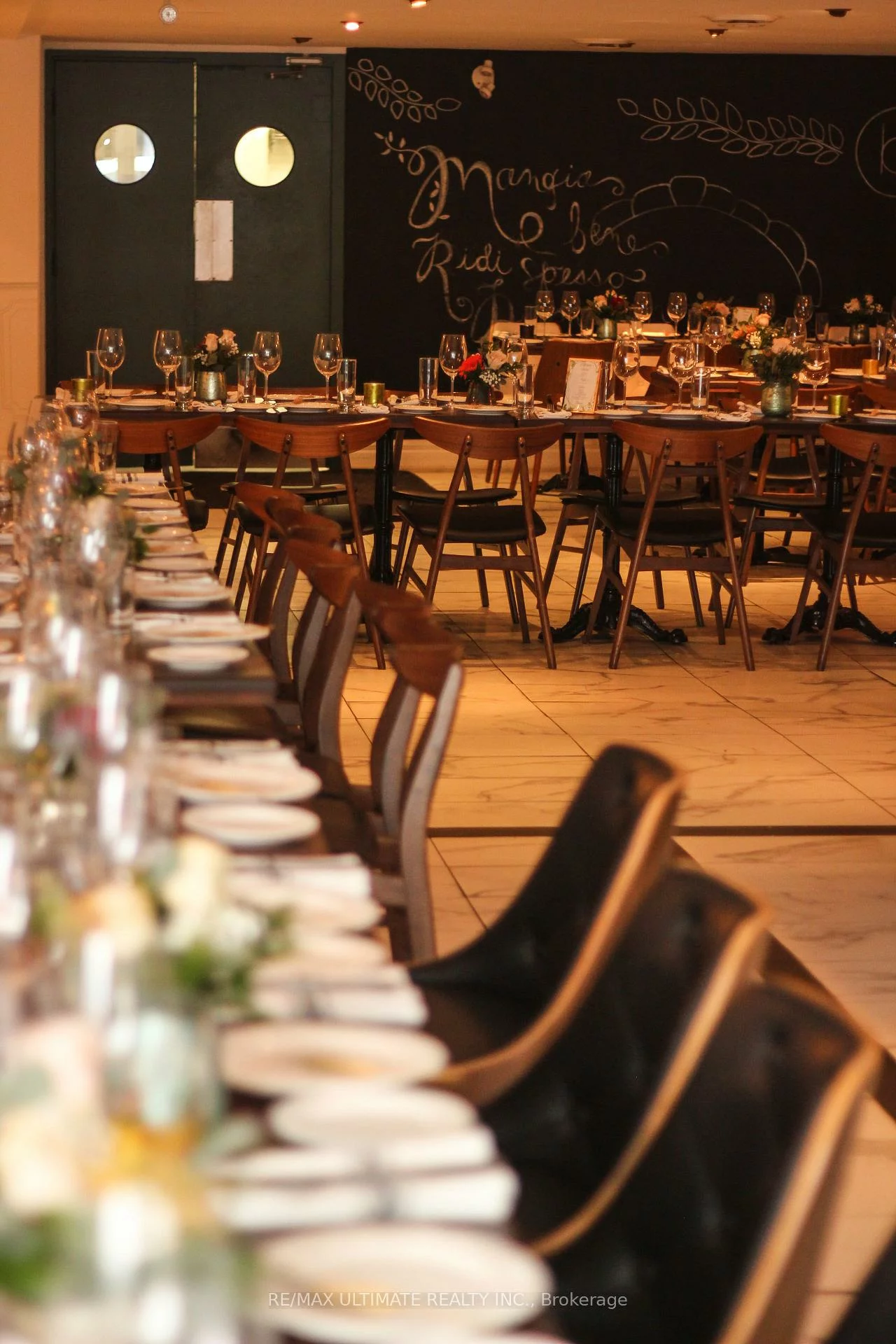 266, Lakeshore, 1013 - OO Old Oakville, Oakville