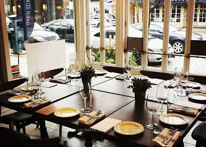 266, Lakeshore, 1013 - OO Old Oakville, Oakville