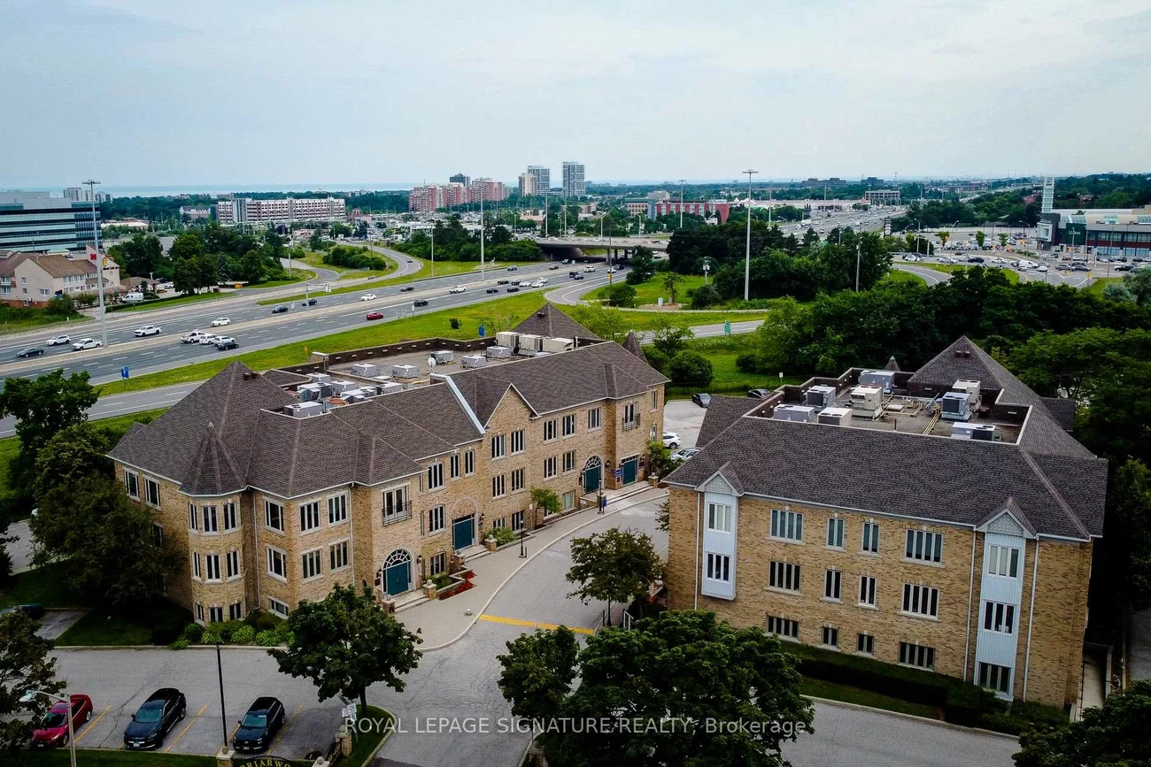 414, North Service, 1014 - QE Queen Elizabeth, Oakville