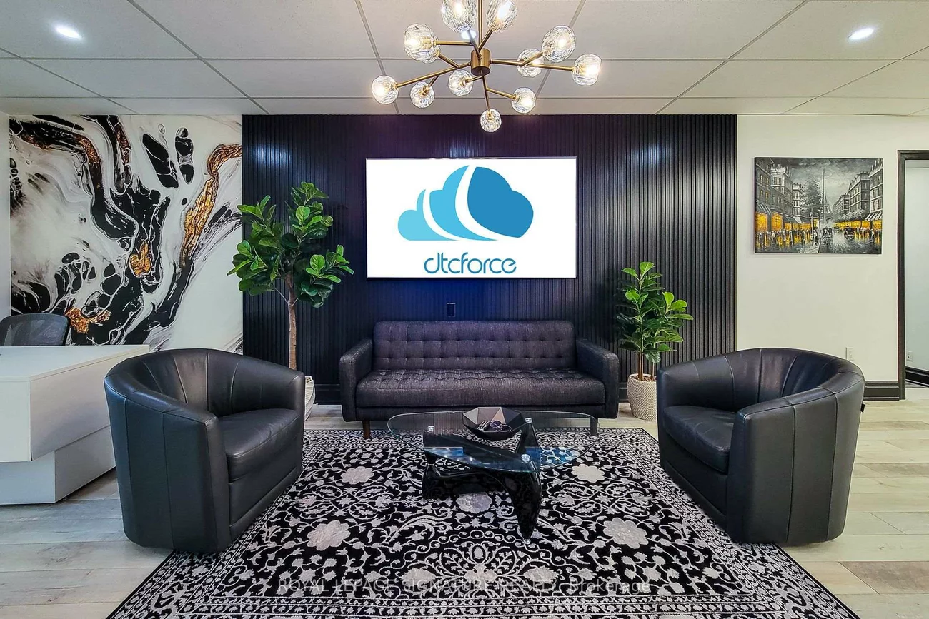 414, North Service, 1014 - QE Queen Elizabeth, Oakville