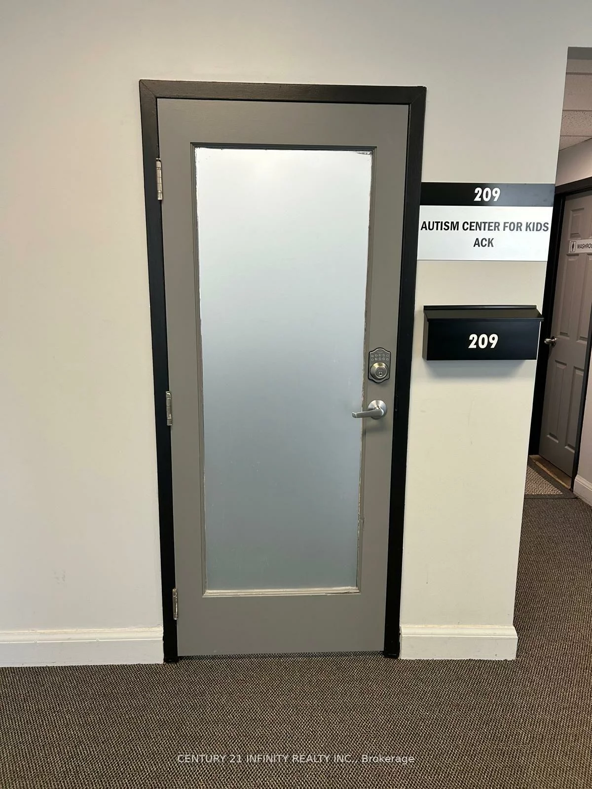 323, Kerr, 1002 - CO Central, Oakville