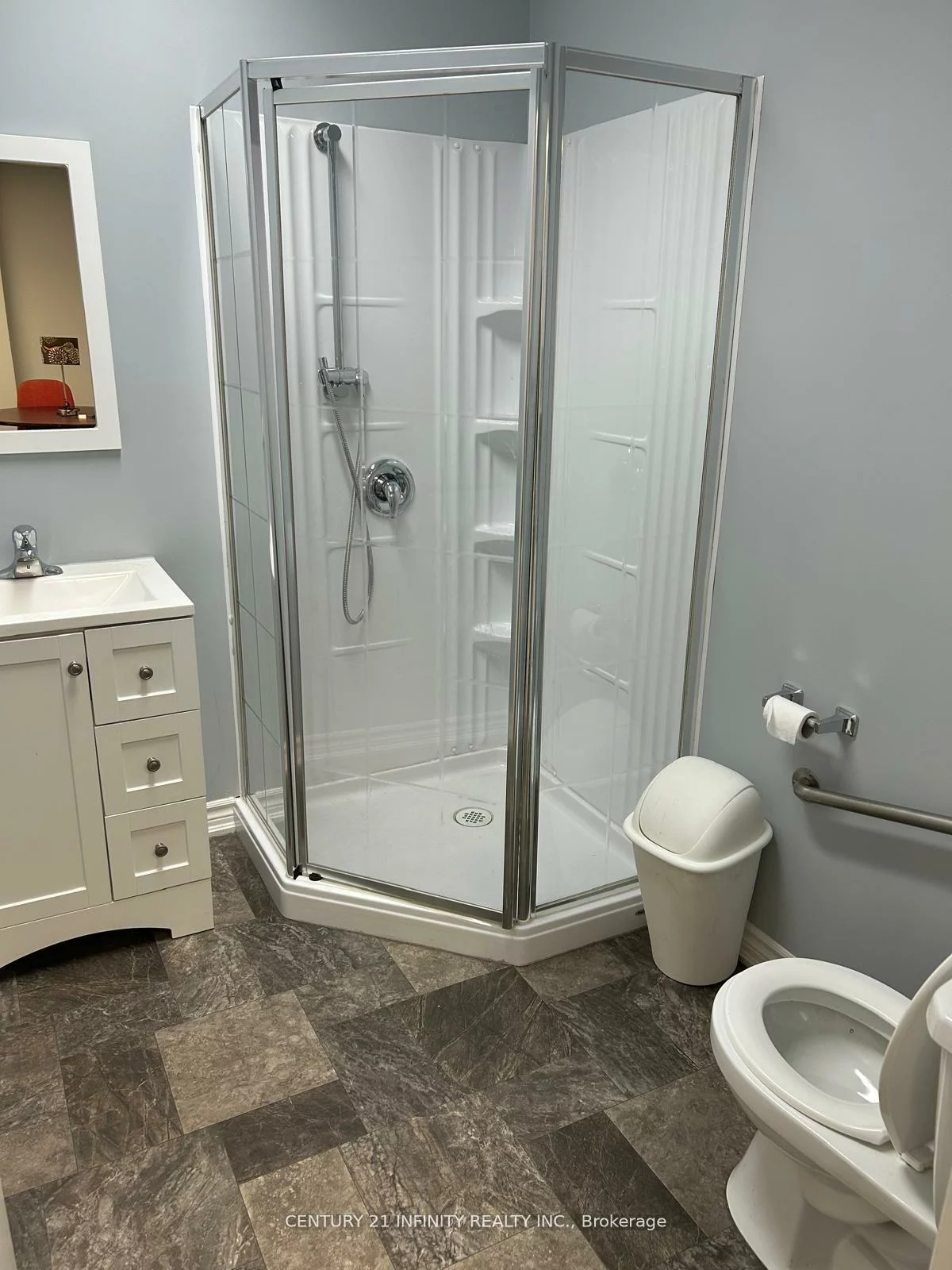 323, Kerr, 1002 - CO Central, Oakville