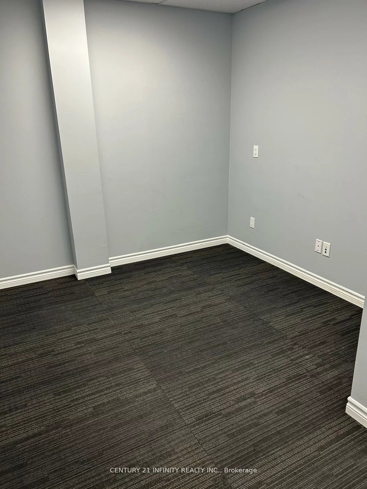 323, Kerr, 1002 - CO Central, Oakville