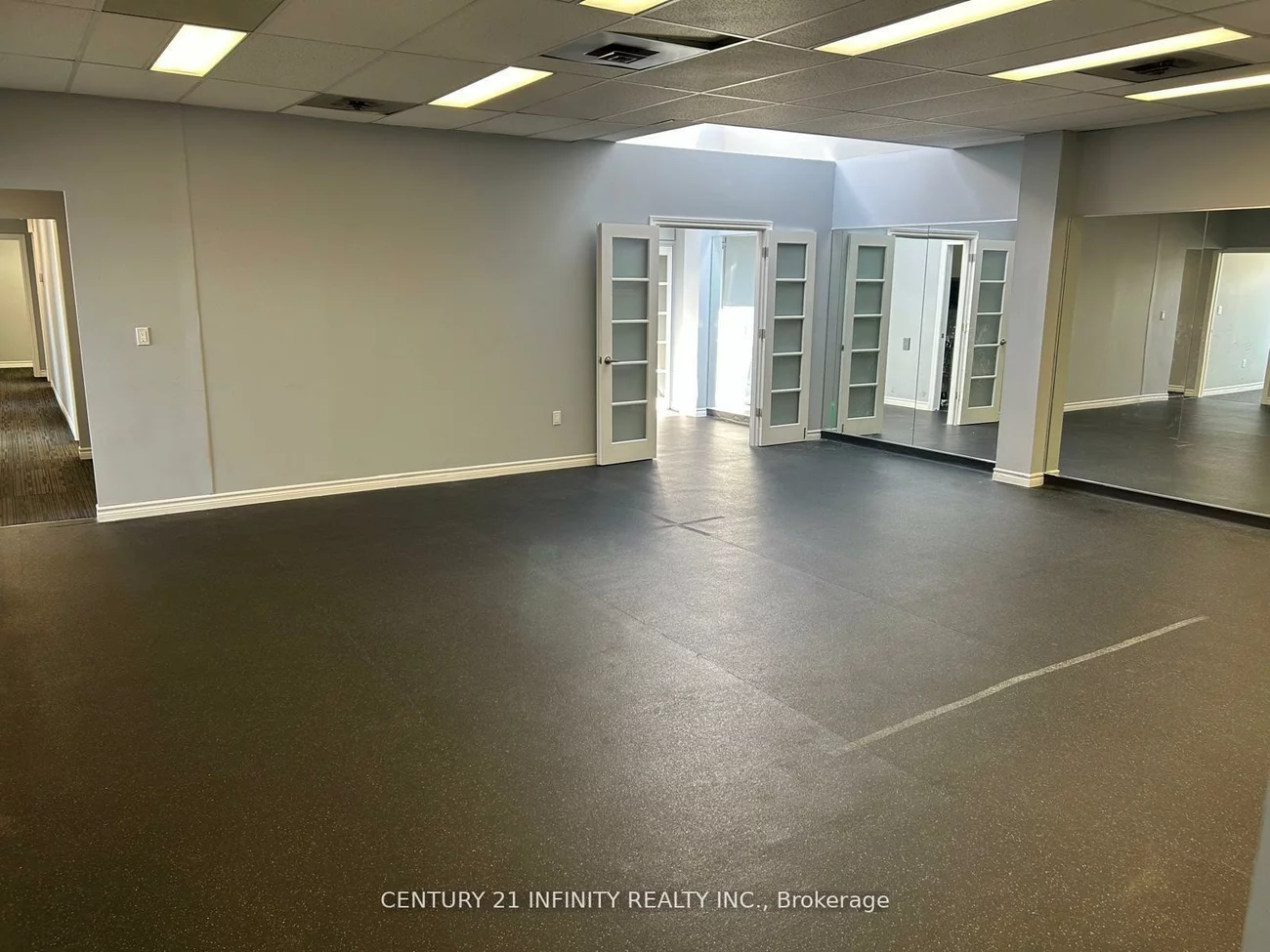 323, Kerr, 1002 - CO Central, Oakville