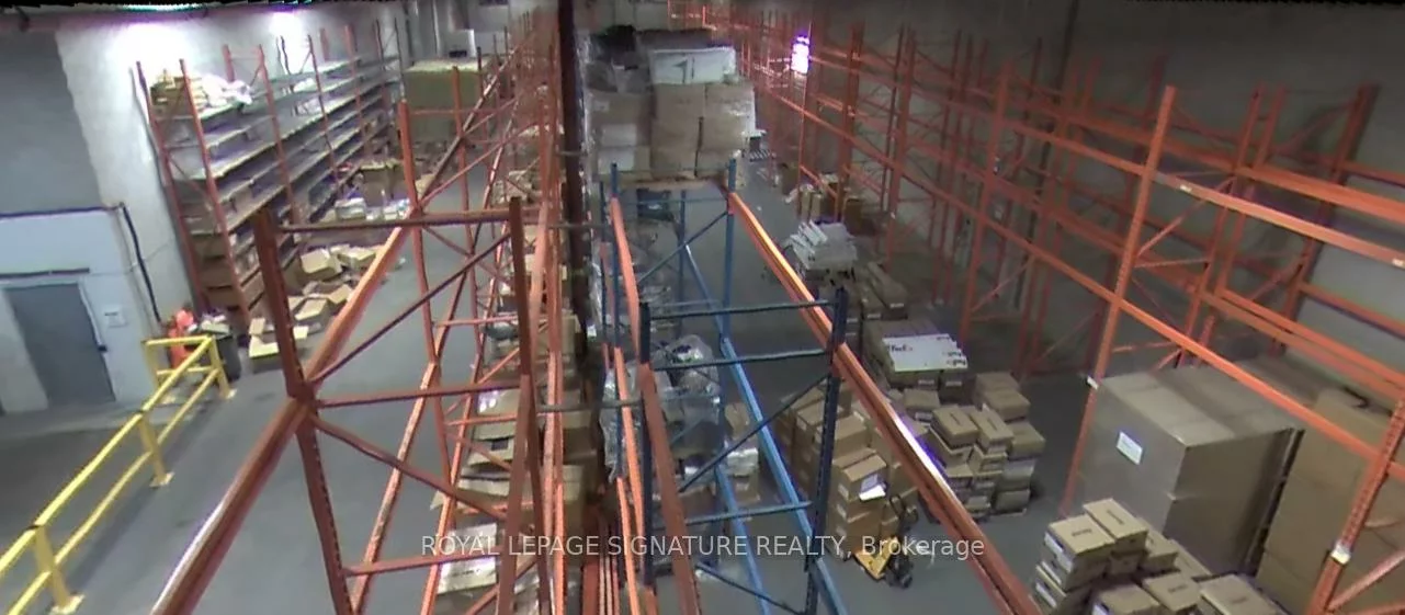 2115, South Service, 1014 - QE Queen Elizabeth, Oakville